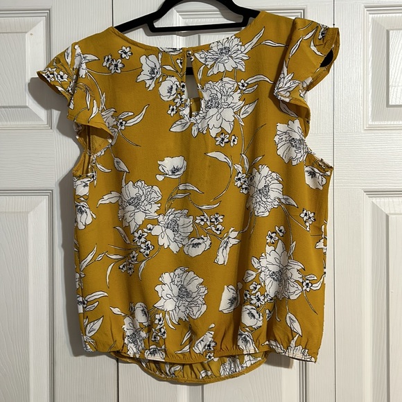 ZENOBIA NWT Mustard Yellow Short Sleeve Floral Blouse Shirts Elastic Waist 1X - Picture 6 of 7